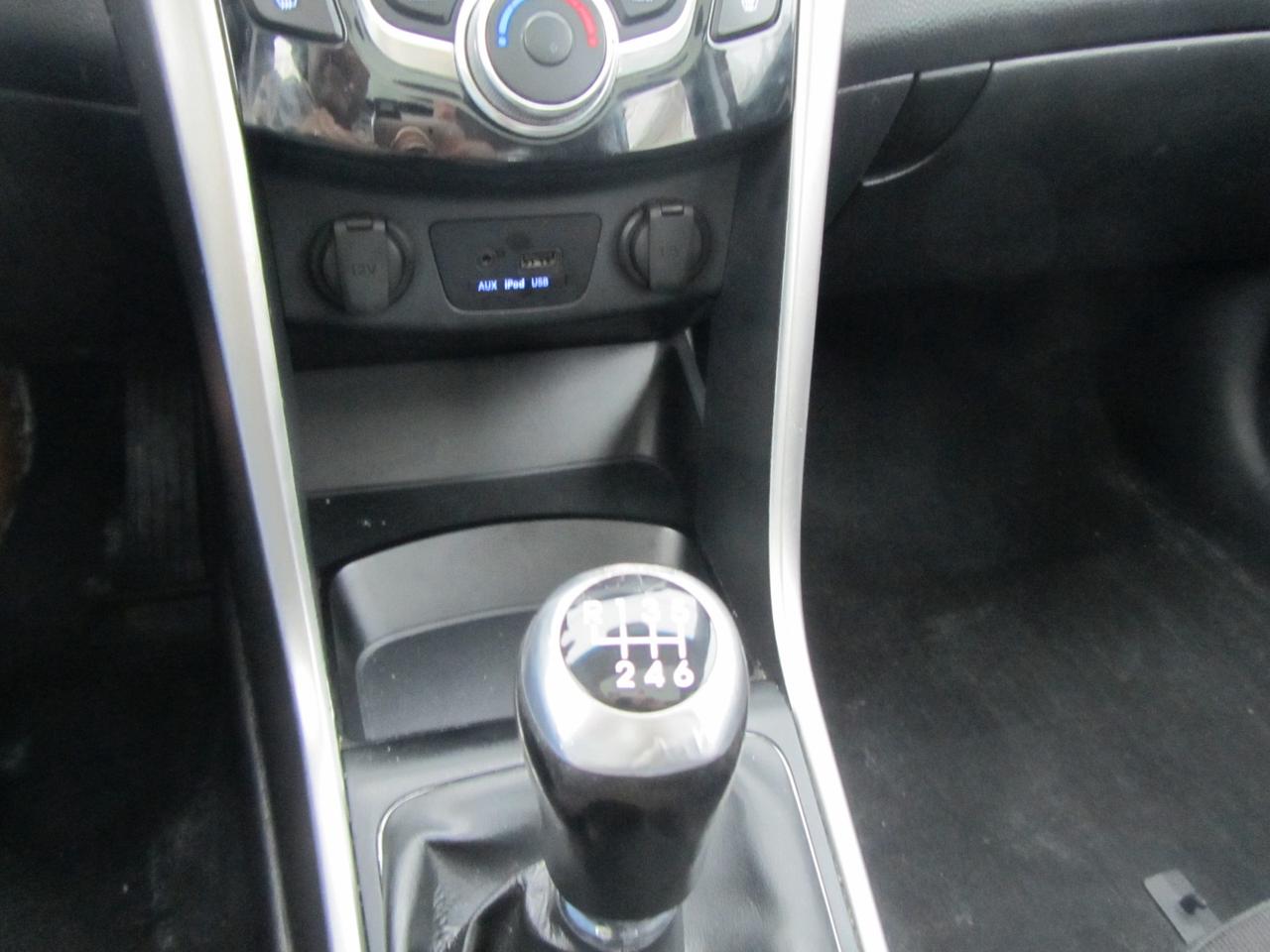 2013 Hyundai Elantra GT 5dr HB Man GLS *Ltd Avail* Photo