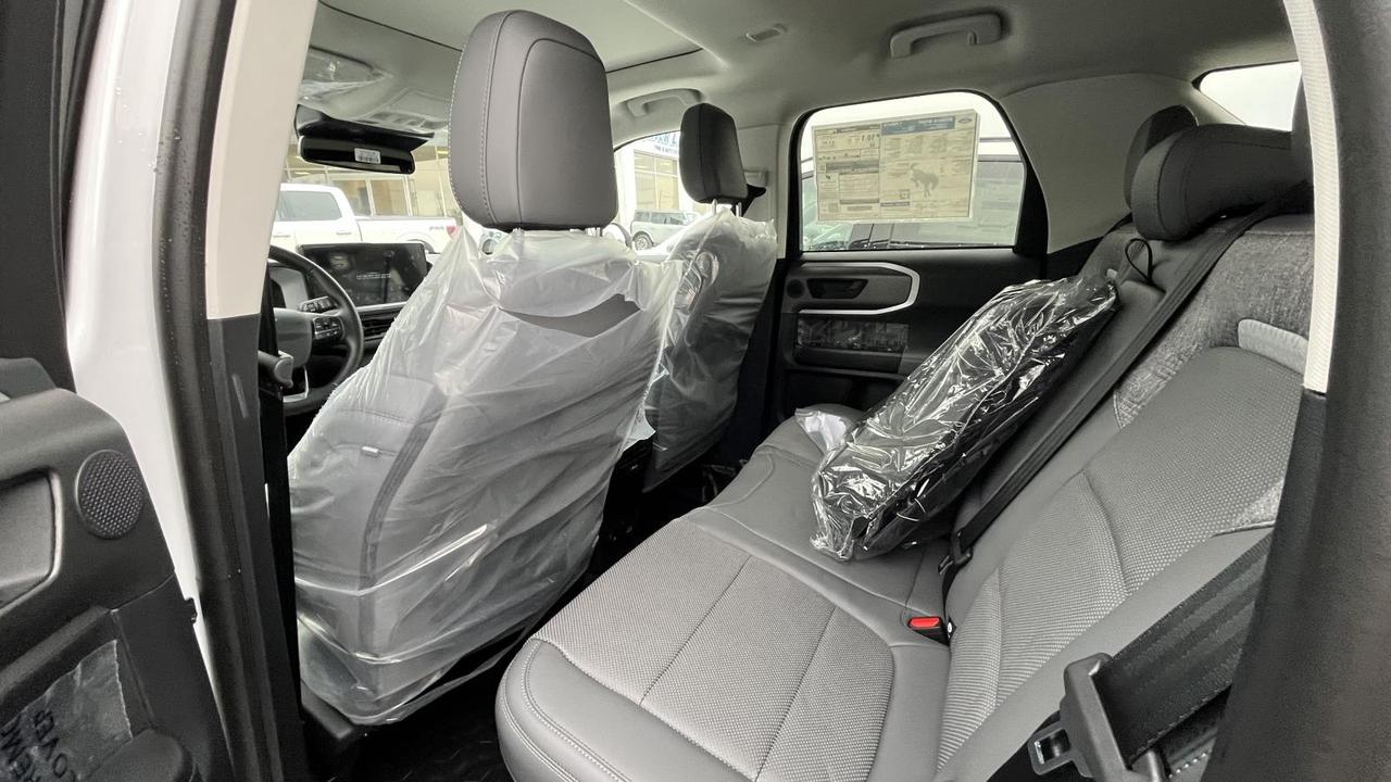 2025 Ford Bronco Sport BADLANDS Photo3