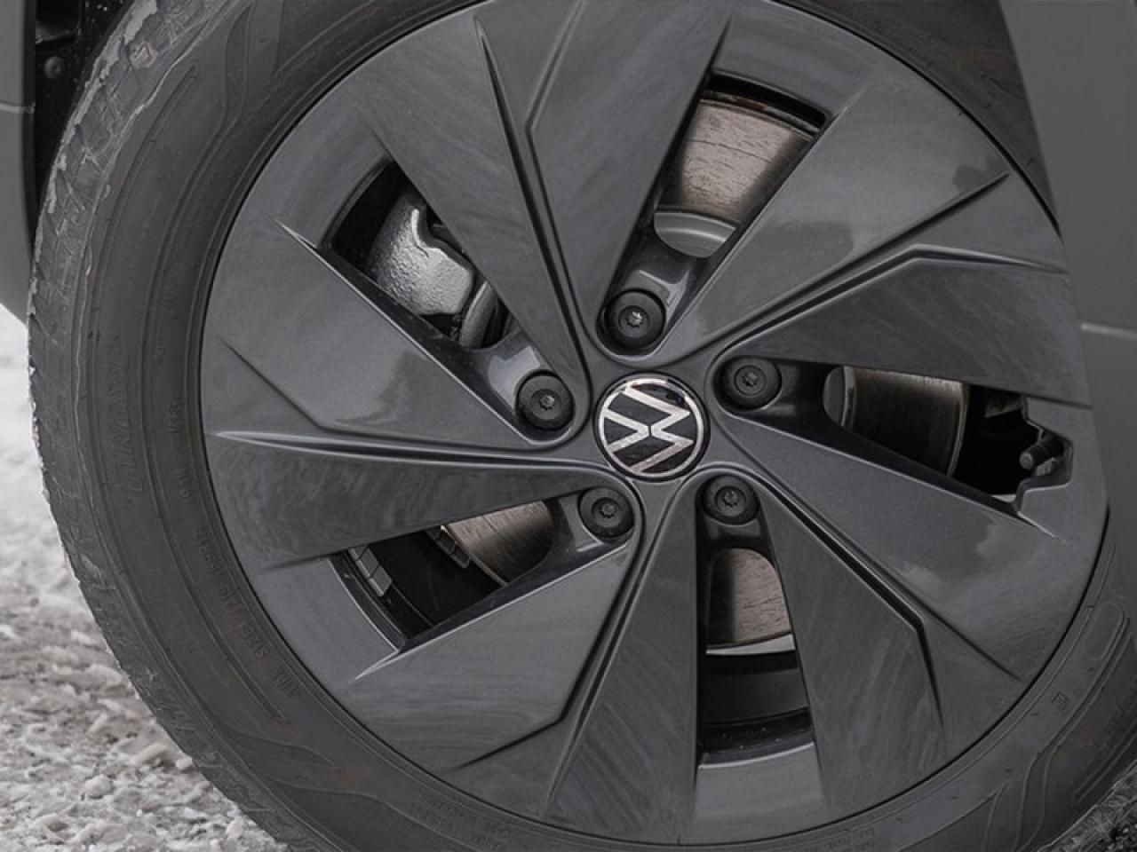 2026 Volkswagen Taos Trendline 4MOTION  - Heated Seats Photo