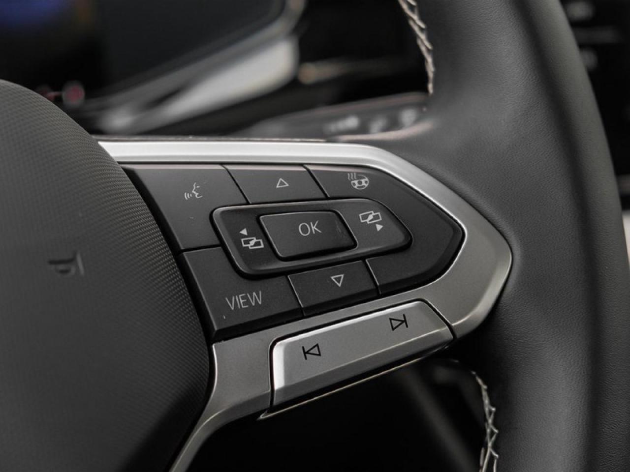 2026 Volkswagen Taos Trendline 4MOTION  - Heated Seats Photo