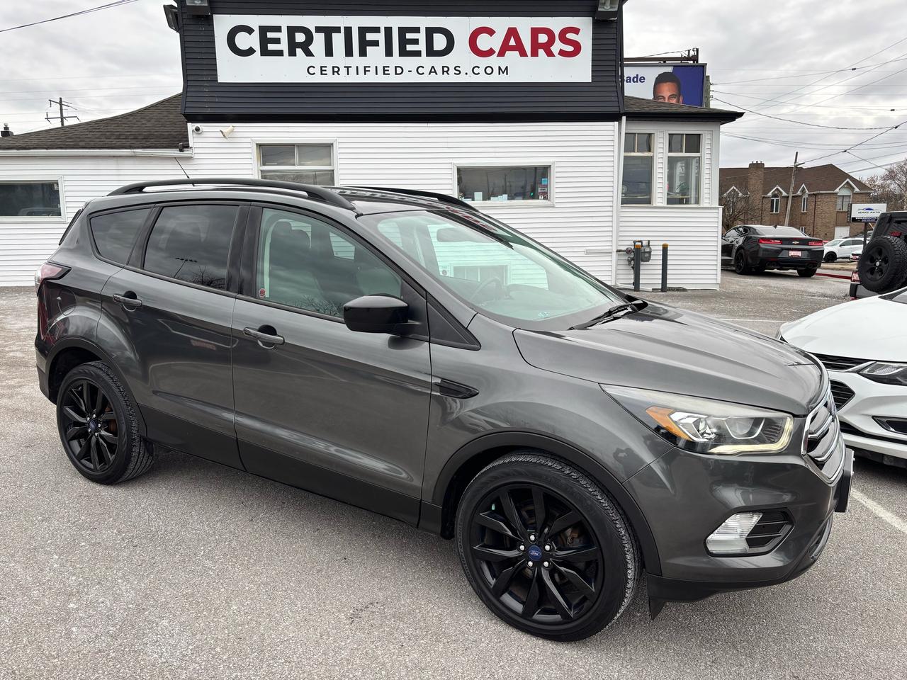 2018 Ford Escape SE ** BSM, LDW, ADAPT CRUISE ** Photo