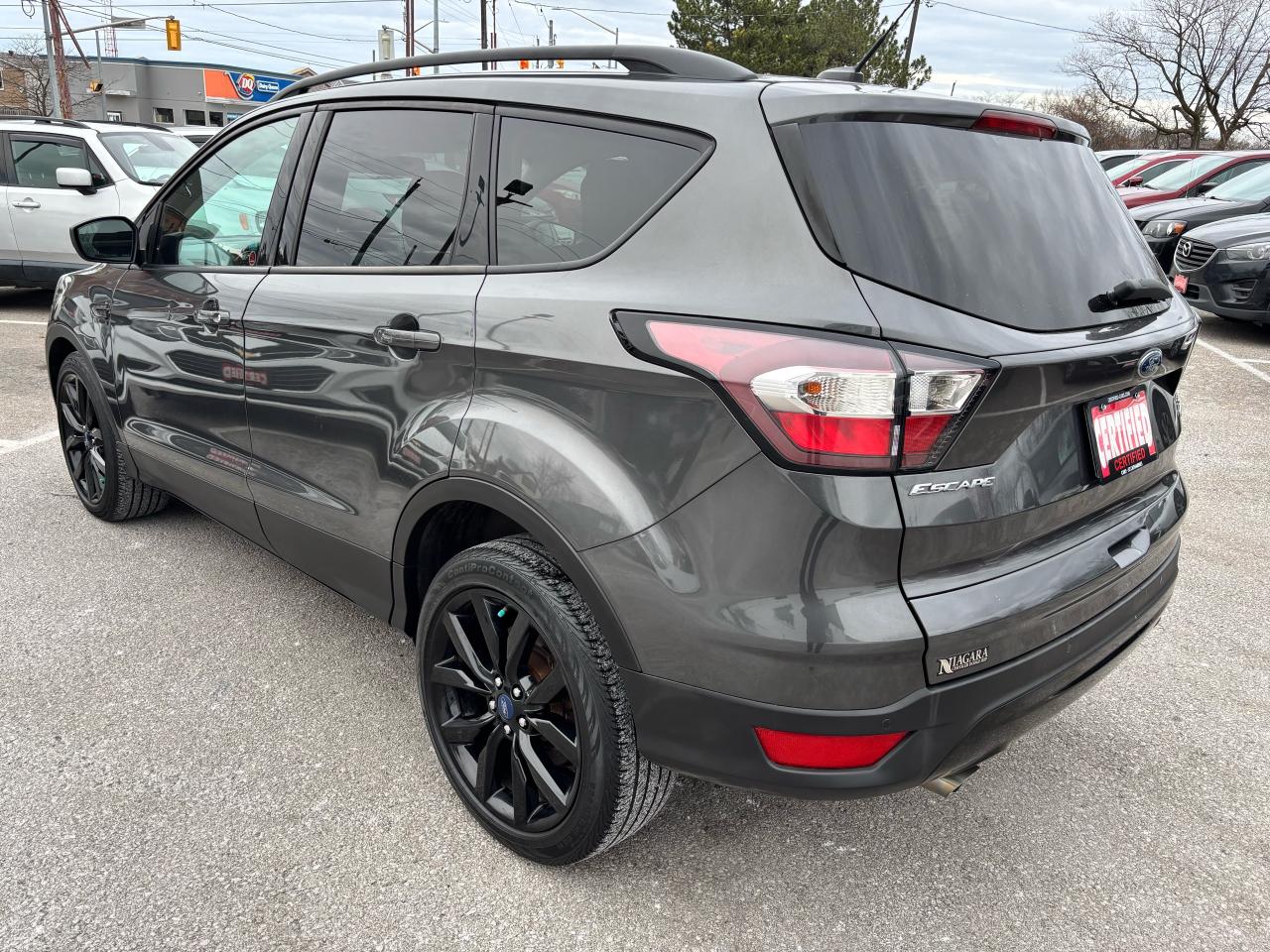 2018 Ford Escape SE ** BSM, LDW, ADAPT CRUISE ** Photo4