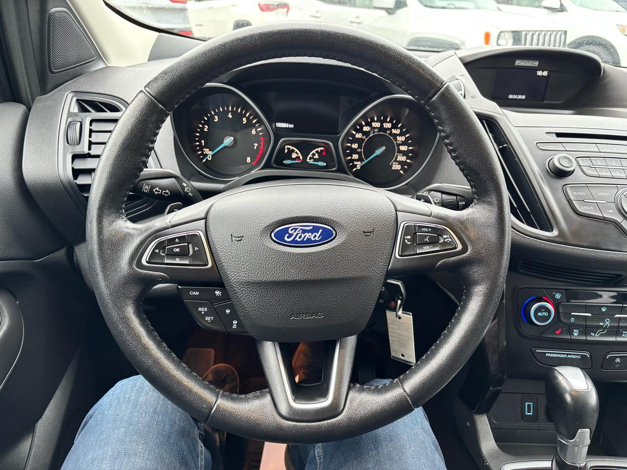2018 Ford Escape SE ** BSM, LDW, ADAPT CRUISE ** Photo
