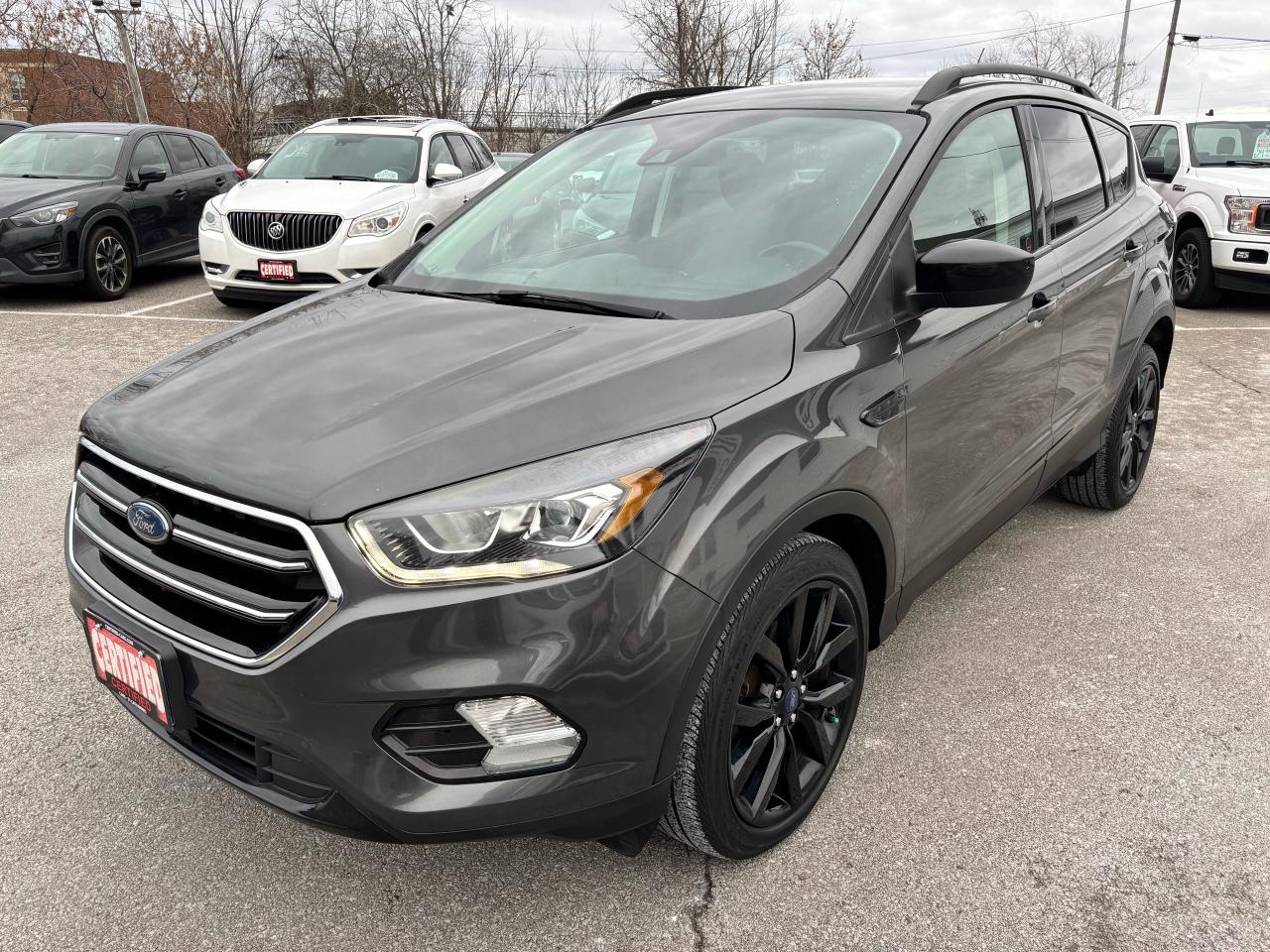 2018 Ford Escape SE ** BSM, LDW, ADAPT CRUISE ** Photo2