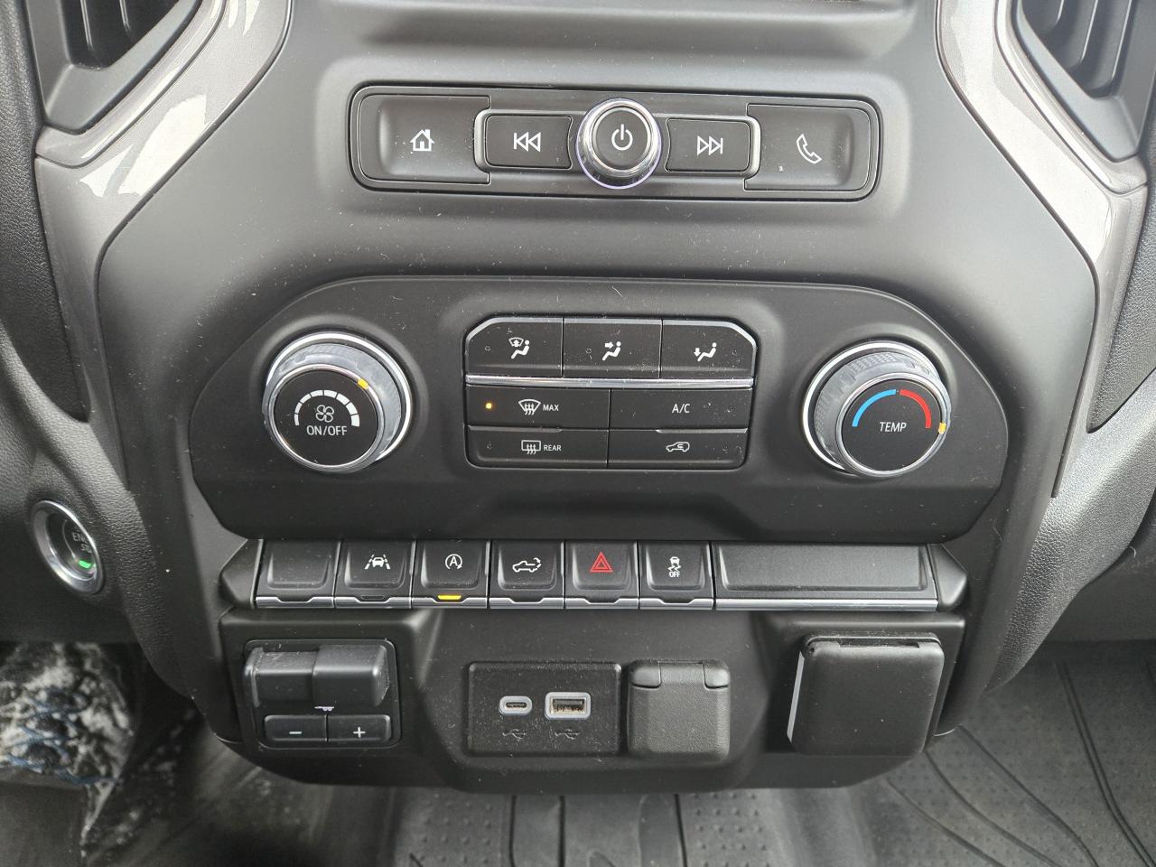 2024 Chevrolet Silverado 1500 Custom Photo