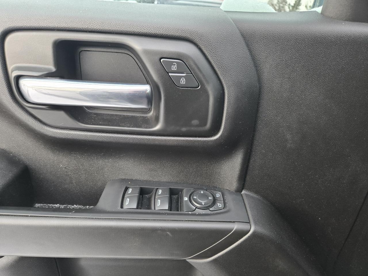 2024 Chevrolet Silverado 1500 Custom Photo