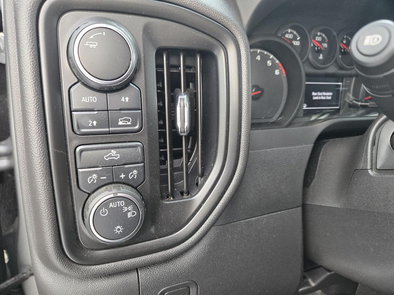 2024 Chevrolet Silverado 1500 Custom Photo