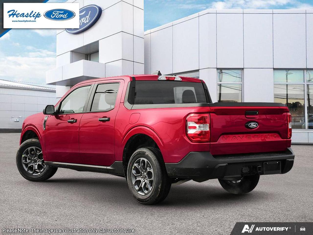 2025 Ford Maverick XLT Photo