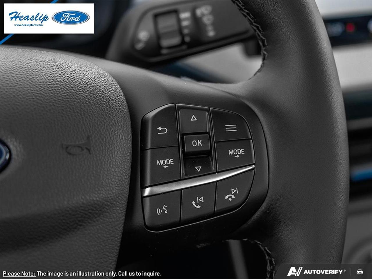 2025 Ford Maverick XLT Photo