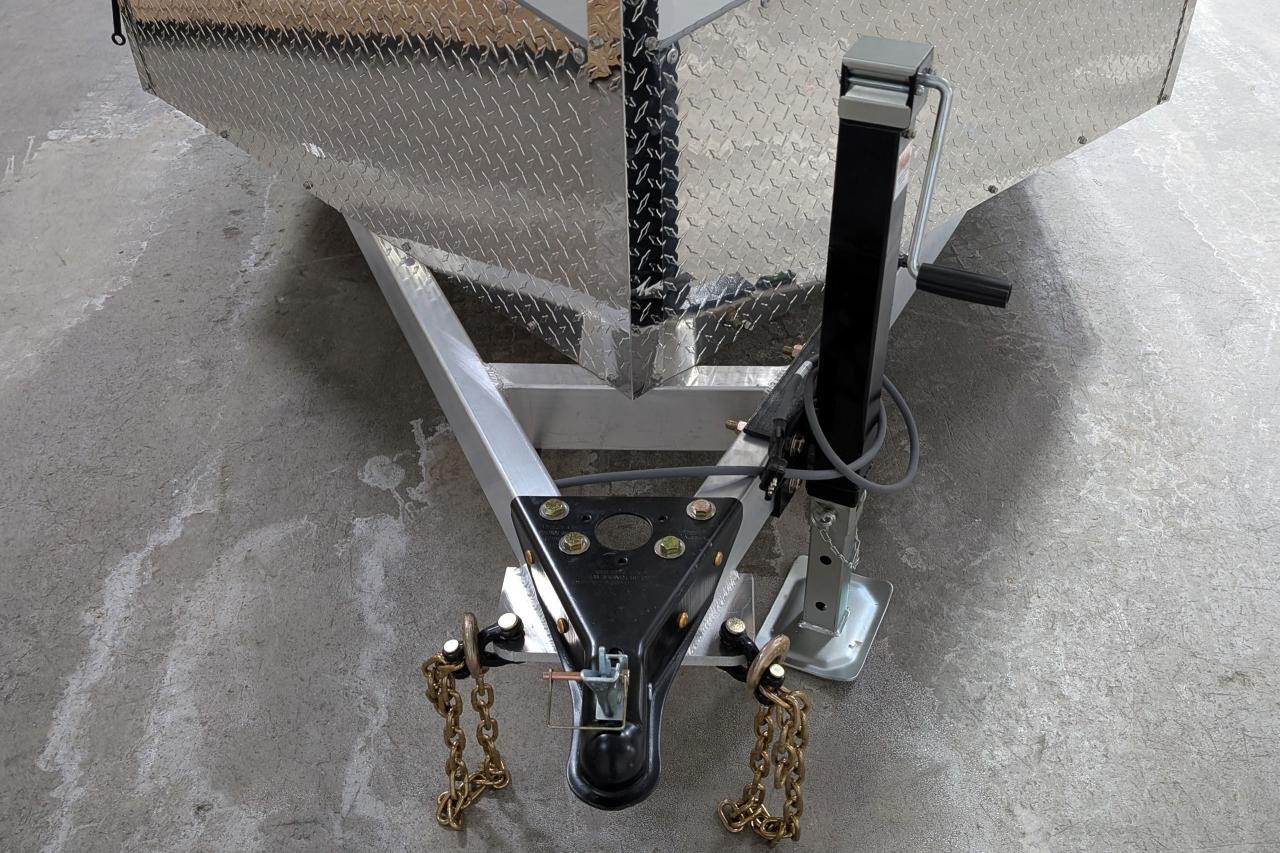 2025 Canadian Trailer Company 6x12 V-Nose Cargo Trailer Aluminum Single Axle Photo5