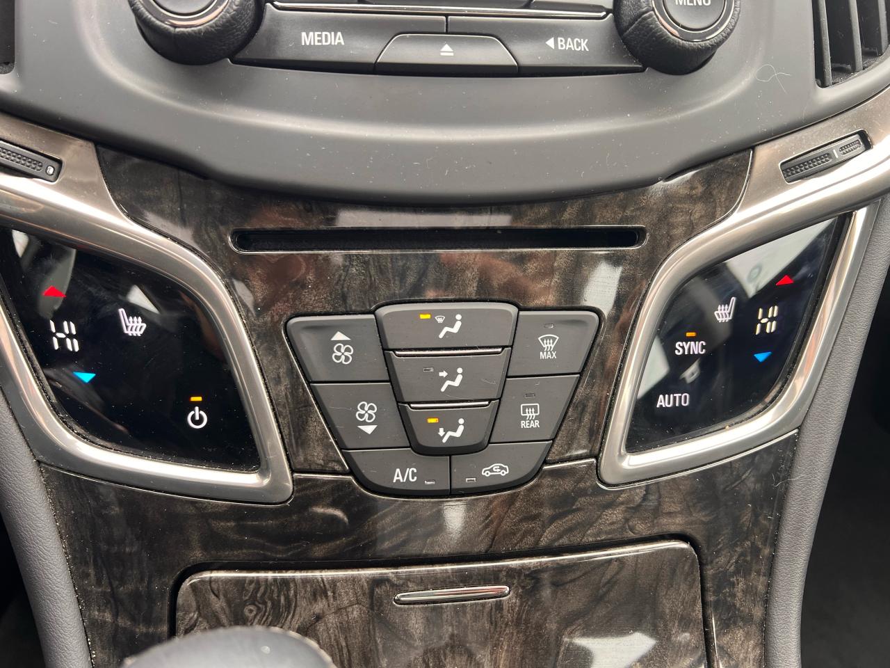 2014 Buick LaCrosse Leather Photo