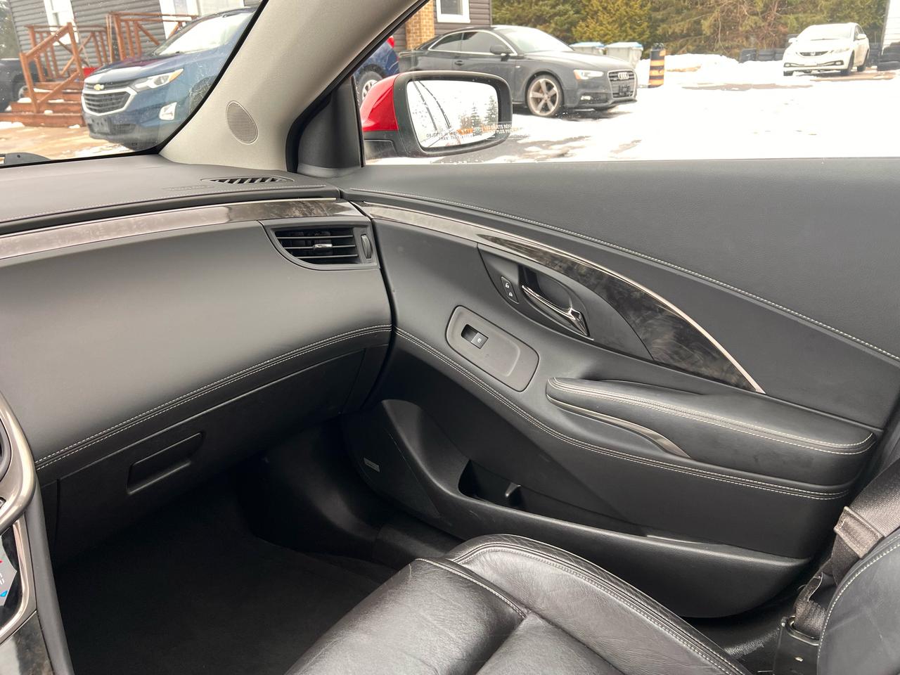 2014 Buick LaCrosse Leather Photo