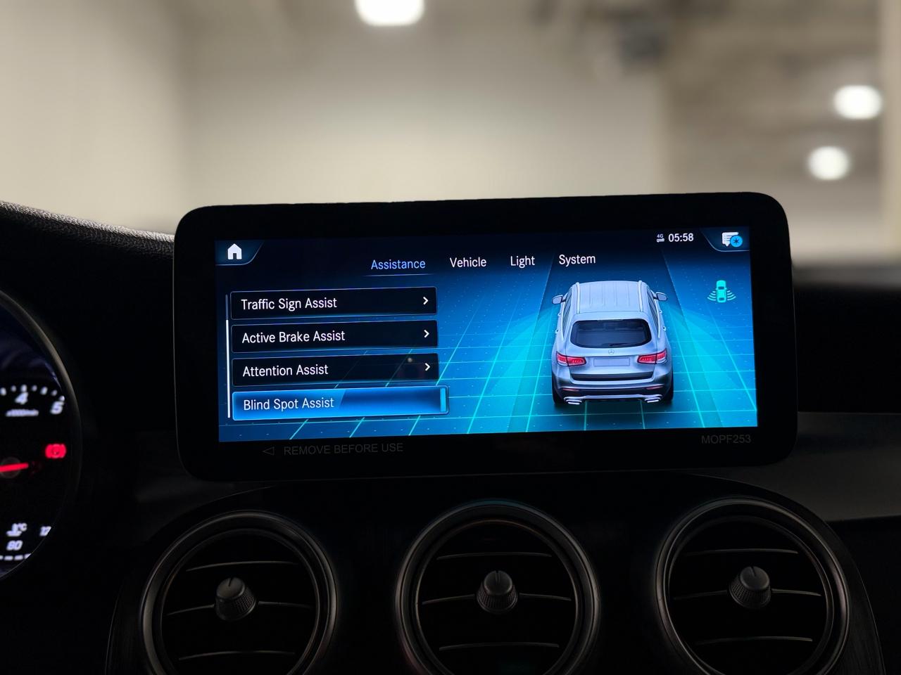 2022 Mercedes-Benz GLC 300 GLC 300 Photo