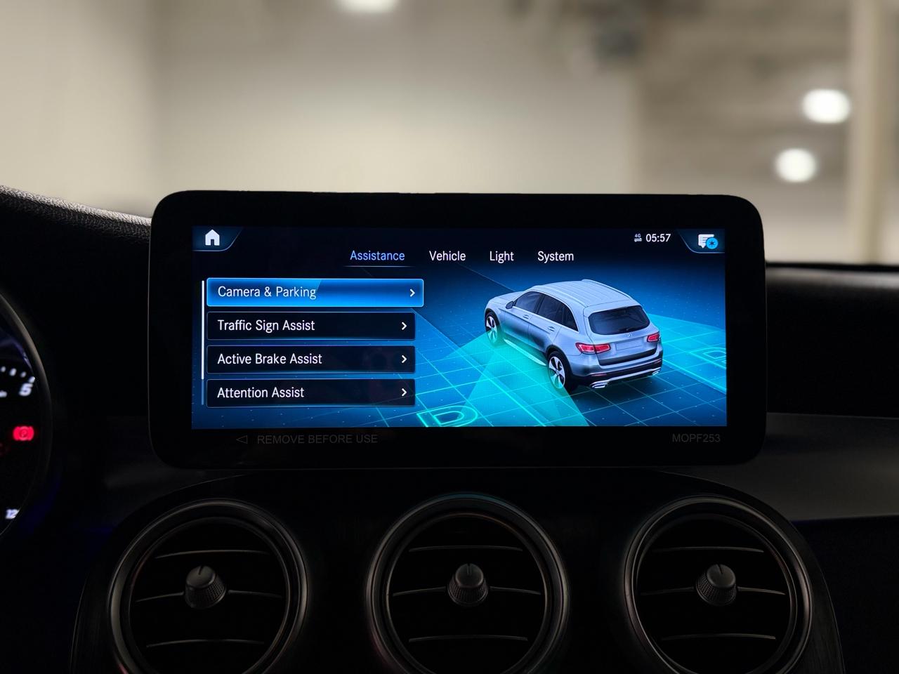 2022 Mercedes-Benz GLC 300 GLC 300 Photo