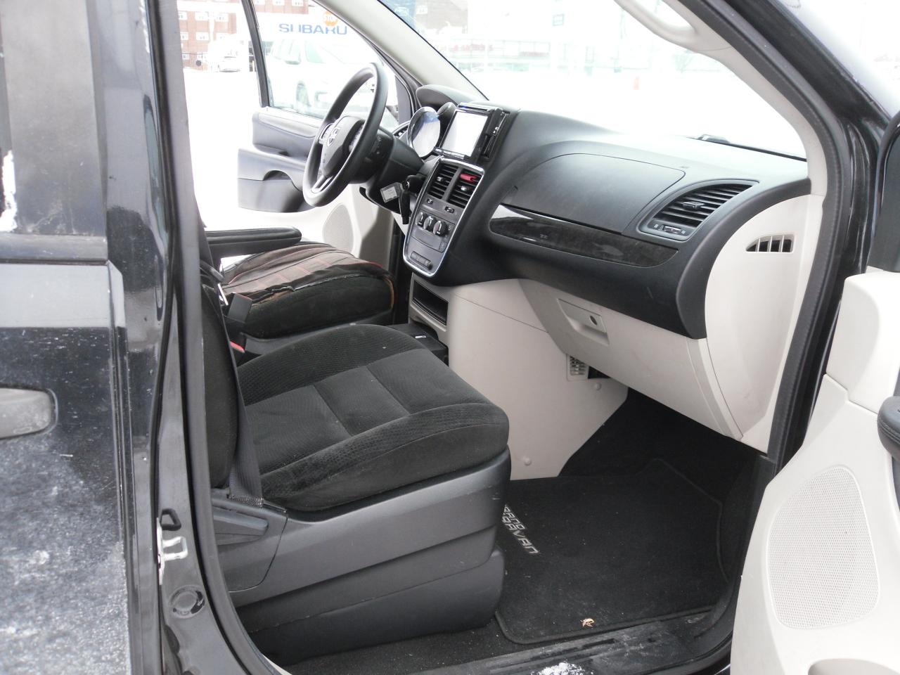 2015 Dodge Grand Caravan CANADA VALUE PACKAGE Photo