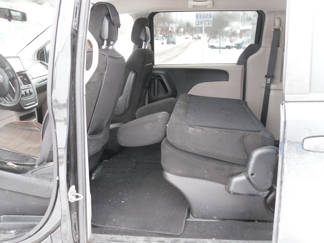2015 Dodge Grand Caravan CANADA VALUE PACKAGE Photo