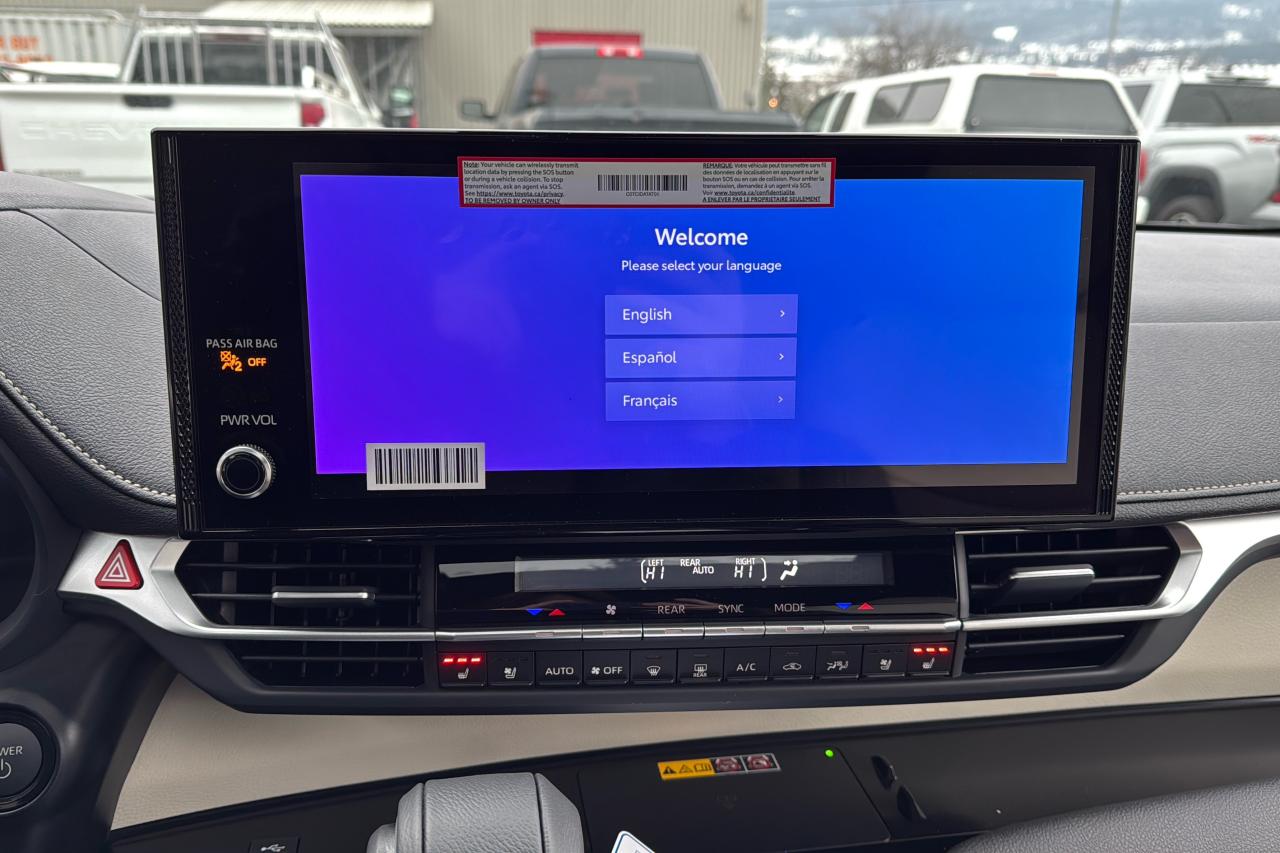 2026 Toyota Sienna Limited Platinum Photo