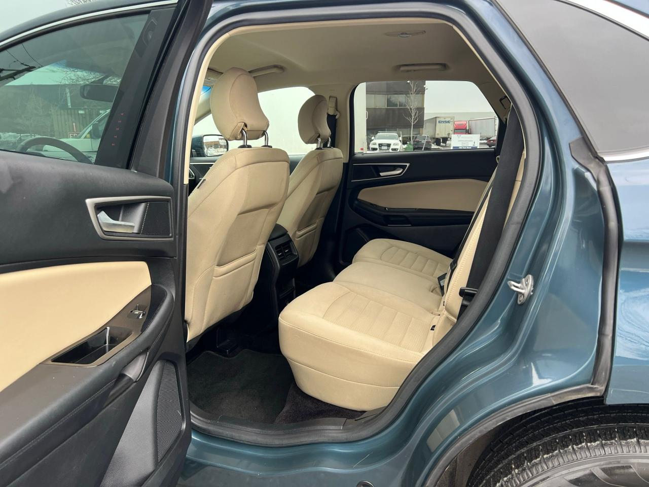 2016 Ford Edge SEL Photo