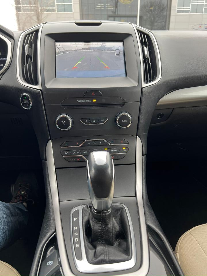 2016 Ford Edge SEL Photo