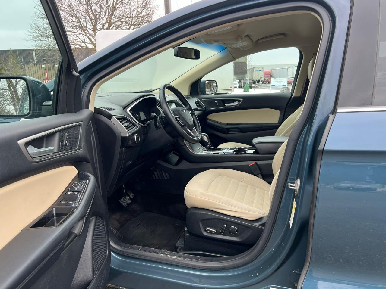 2016 Ford Edge SEL Photo