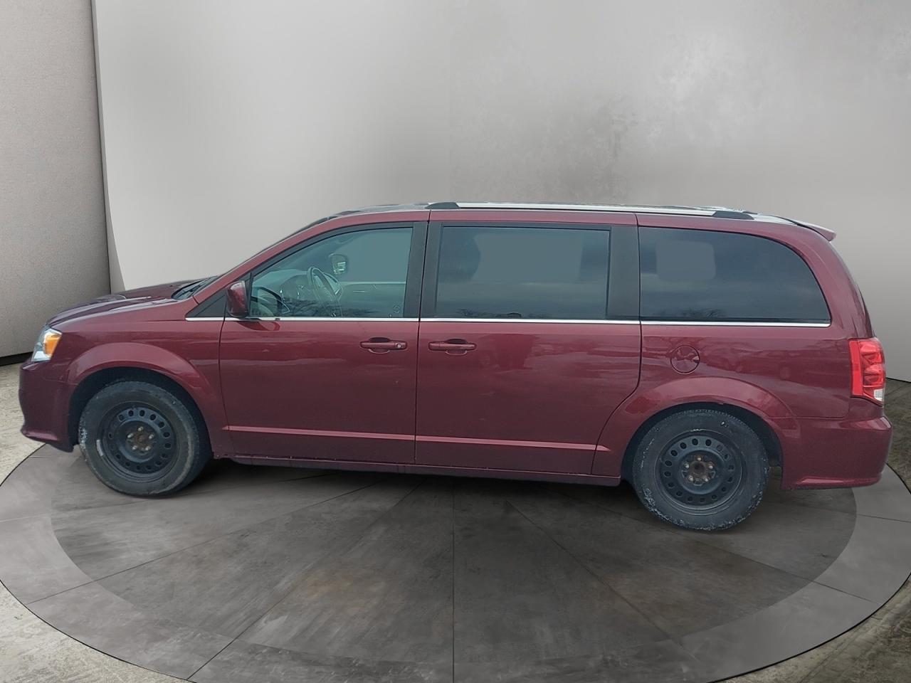 2019 Dodge Grand Caravan SXT Premium Plus Photo