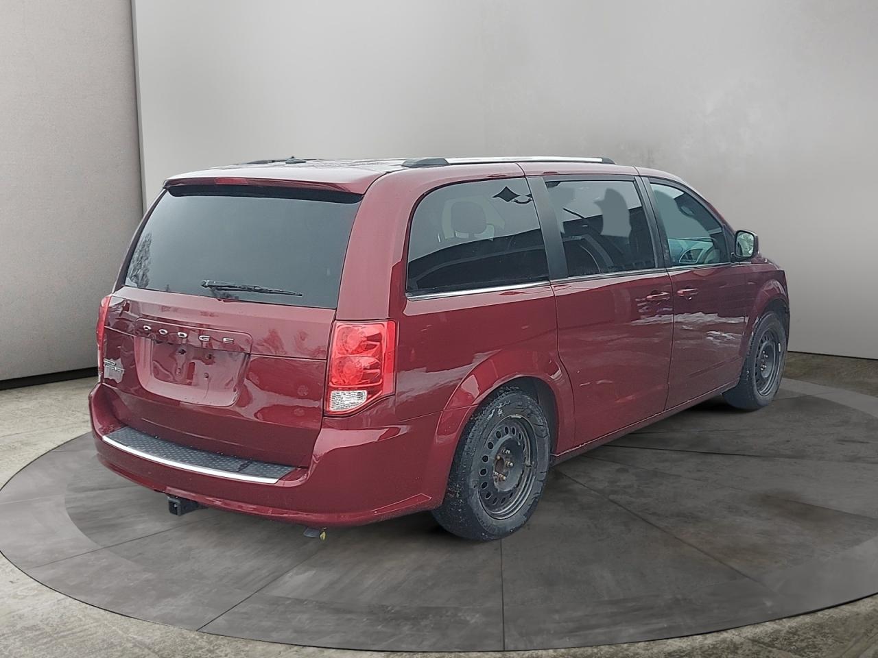 2019 Dodge Grand Caravan SXT Premium Plus Photo