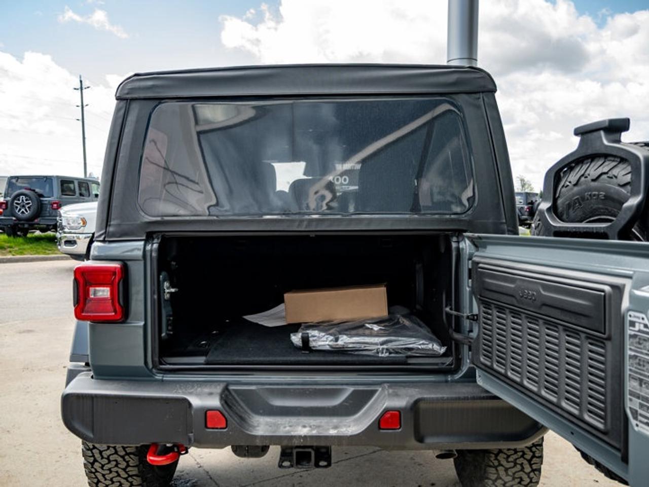 2026 Jeep Wrangler RUBICON Photo