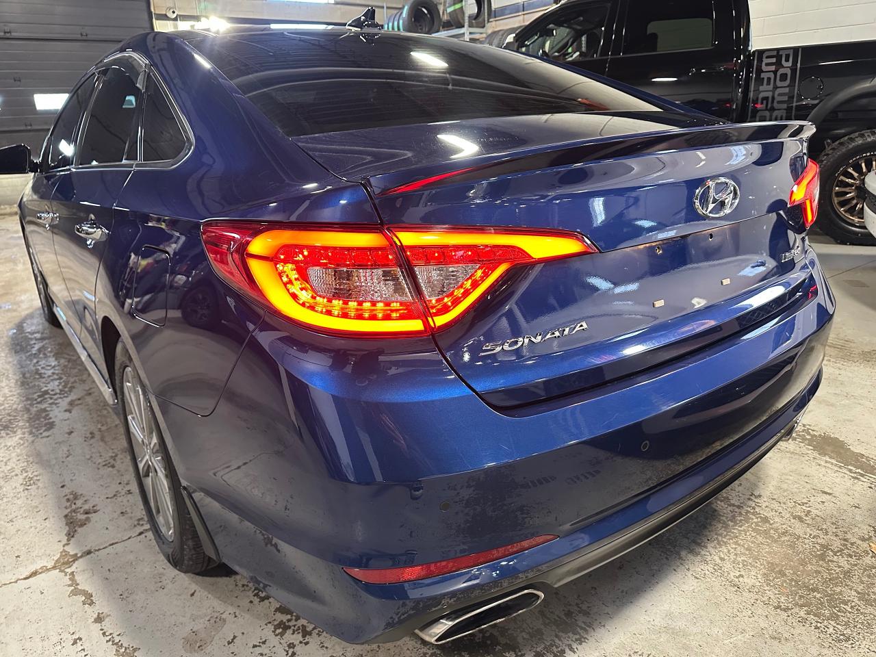 2016 Hyundai Sonata 2.4L PANORAMIC  SUNROOF | LIMITIED | LANE ASSIST Photo