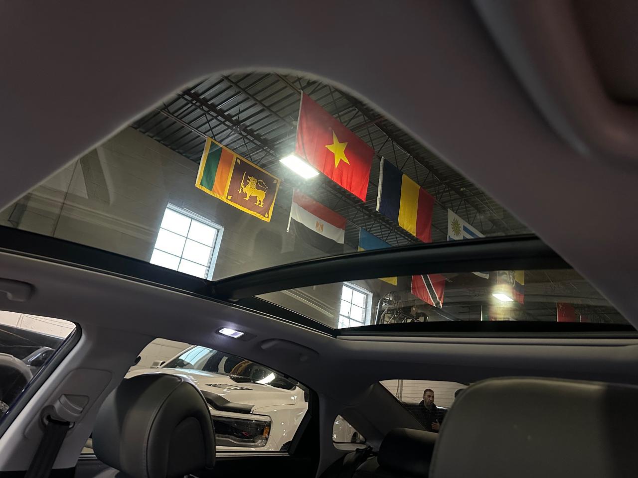 2016 Hyundai Sonata 2.4L PANORAMIC  SUNROOF | LIMITIED | LANE ASSIST Photo