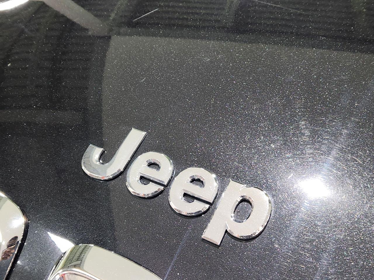 2015 Jeep Cherokee Sport 2 SETS OF TIRES H-TED SEATS GOOD ON GAS Photo