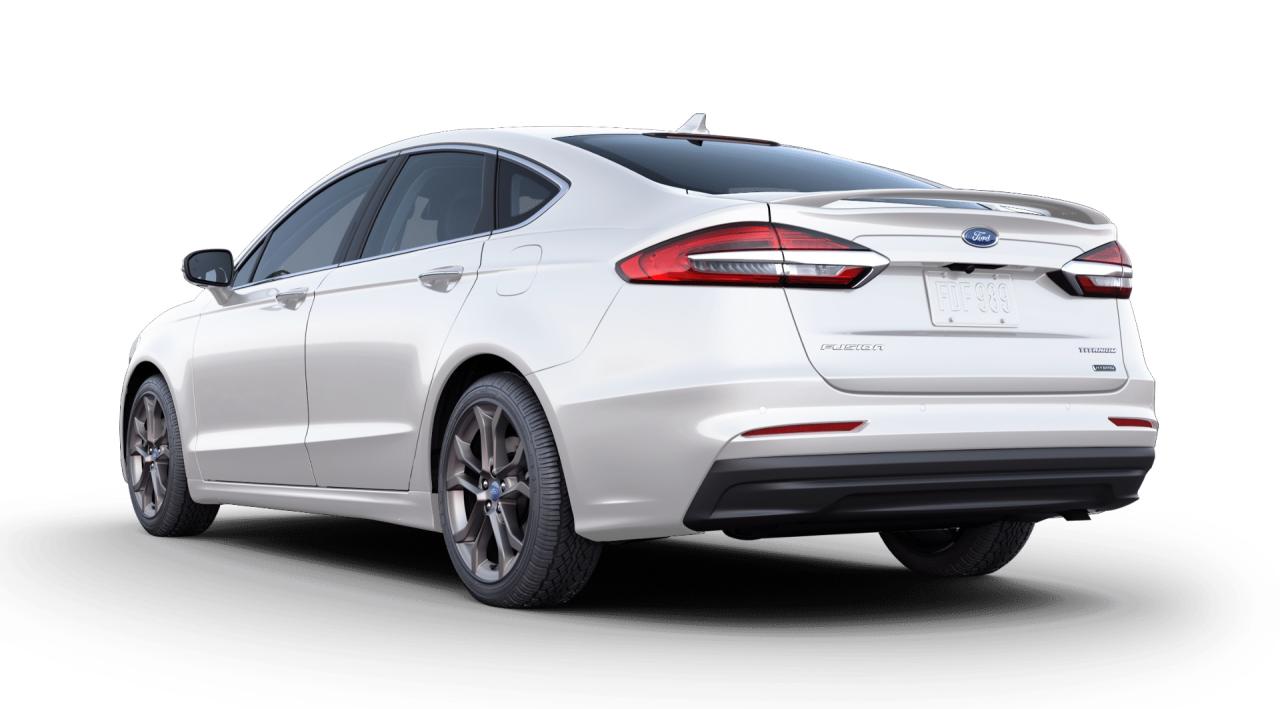 2020 Ford Fusion Titanium Photo1