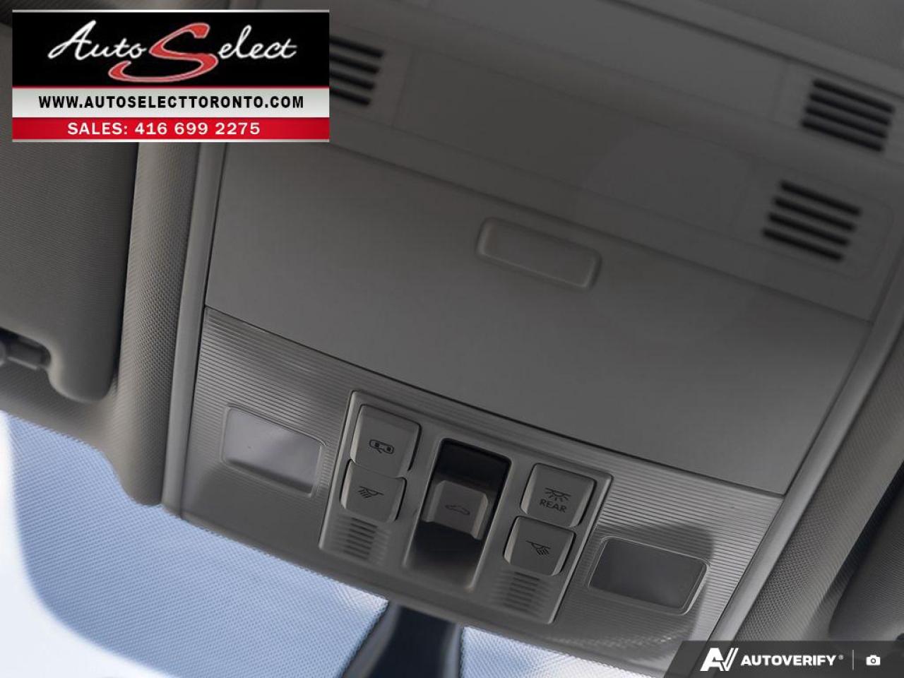 2017 Volkswagen Golf Highline Apple Carplay - Leather - Sunroof - Clean Carfax Photo