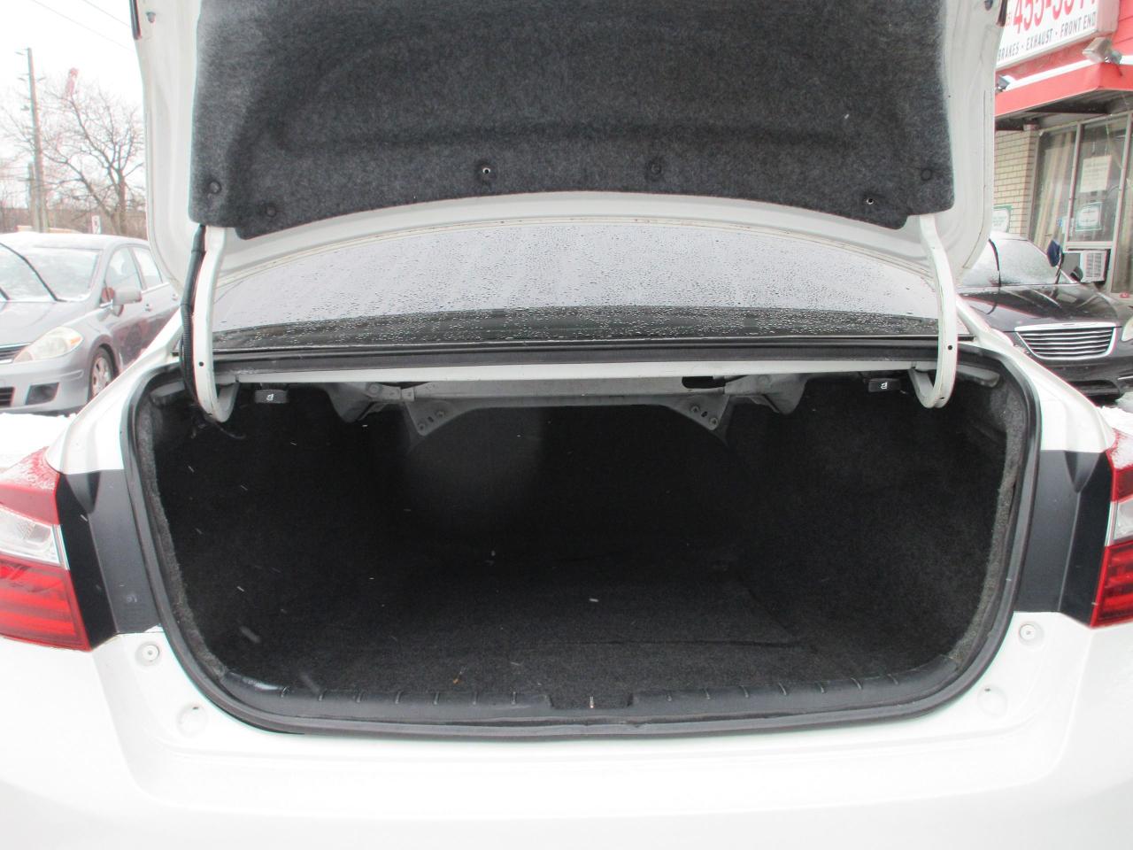 2016 Honda Accord LX Photo