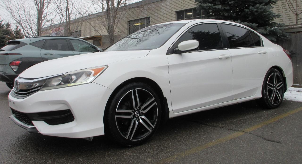 2016 Honda Accord 4DR I4 CVT LX Photo4