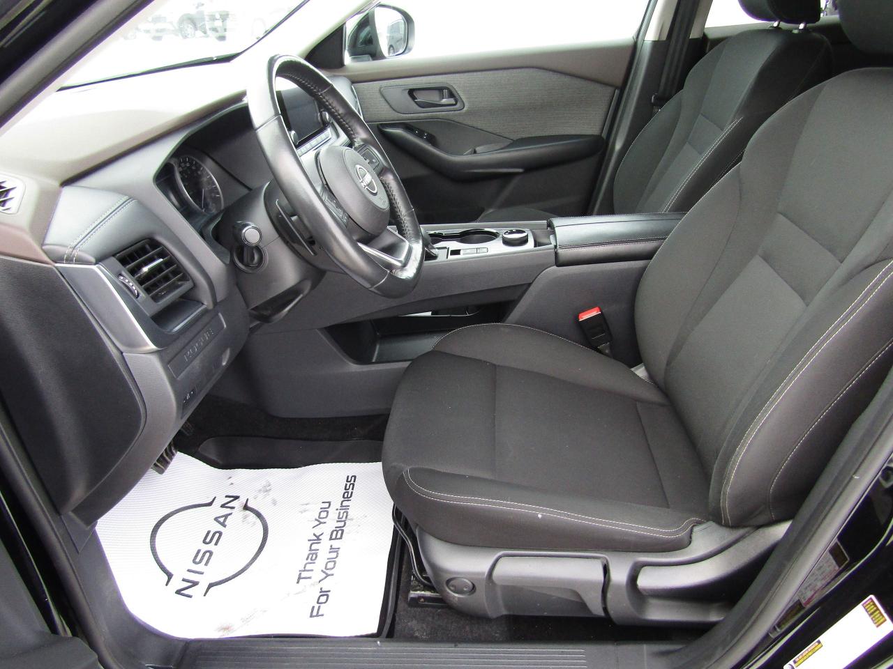 2023 Nissan Rogue S Photo