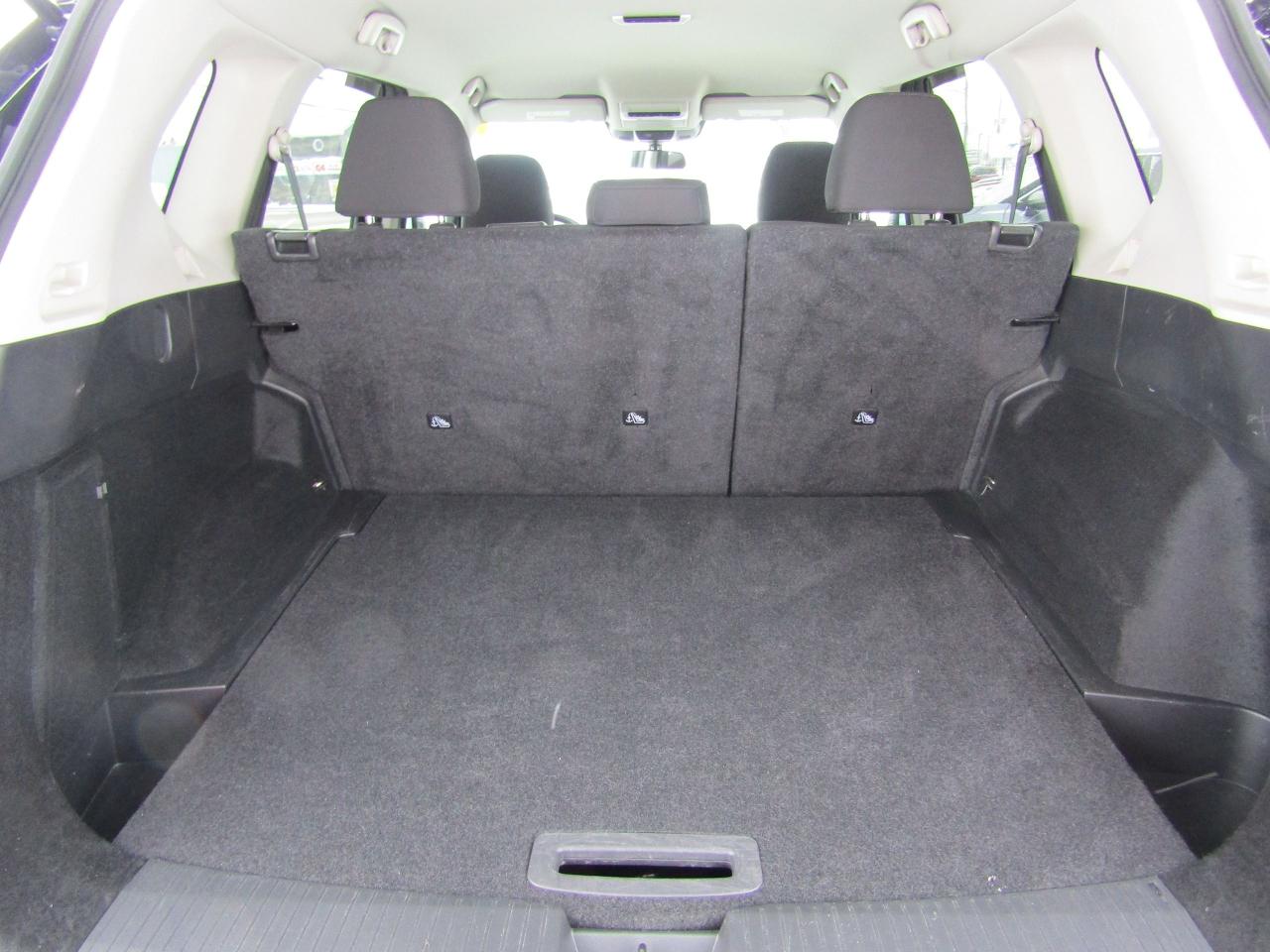 2023 Nissan Rogue S Photo