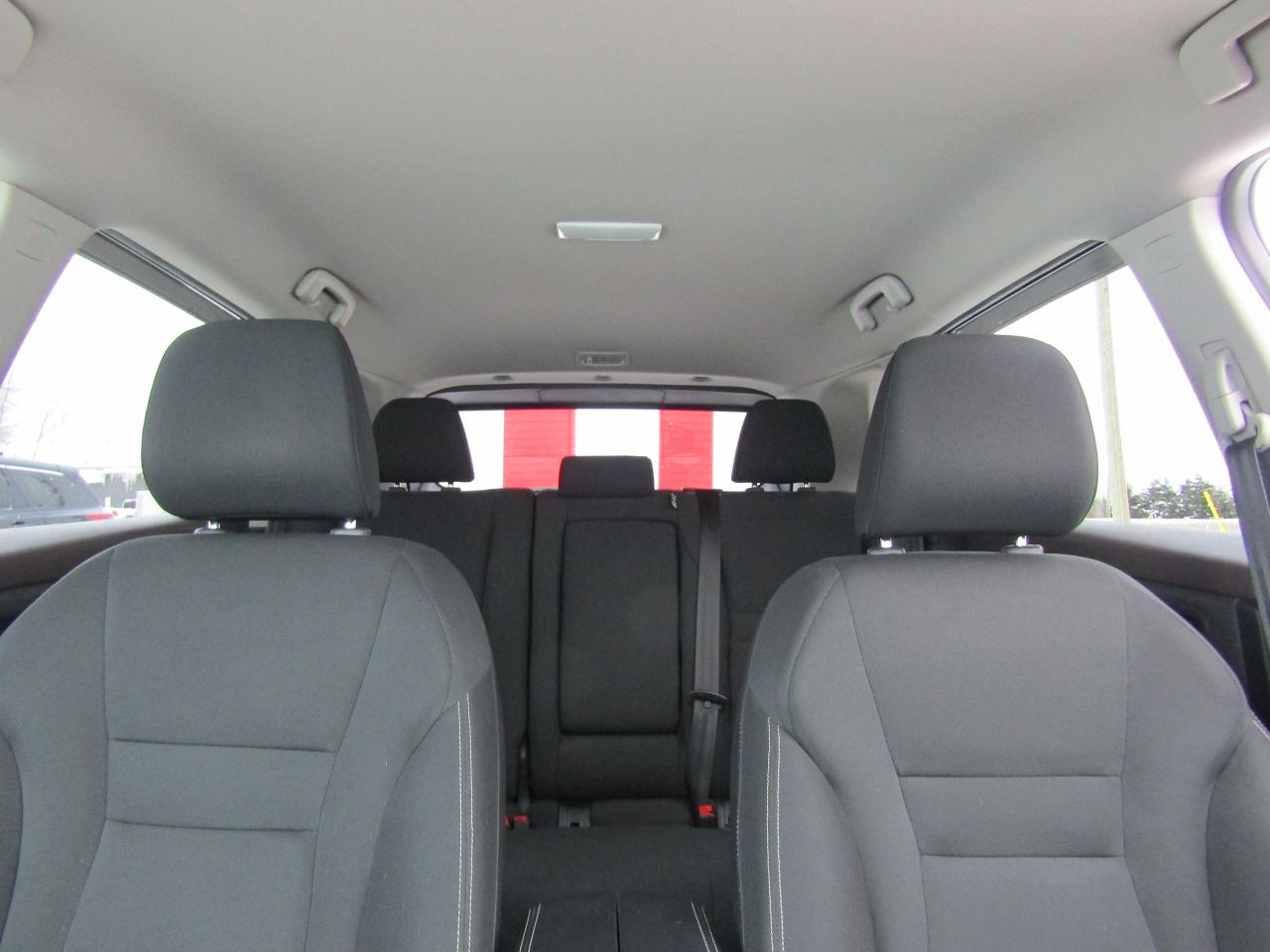 2023 Nissan Rogue S Photo