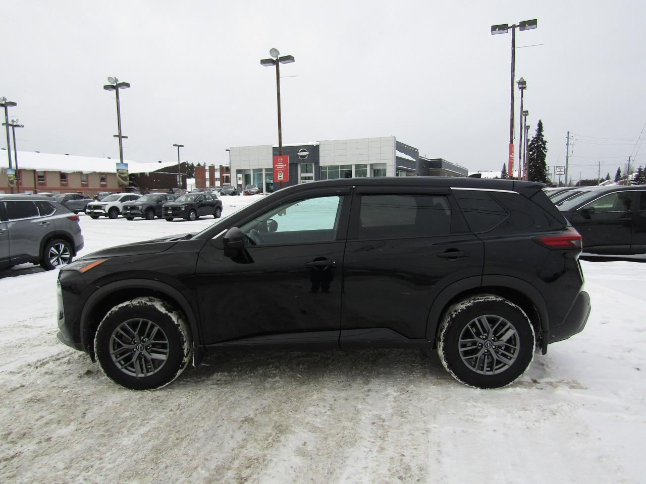 2023 Nissan Rogue S Photo