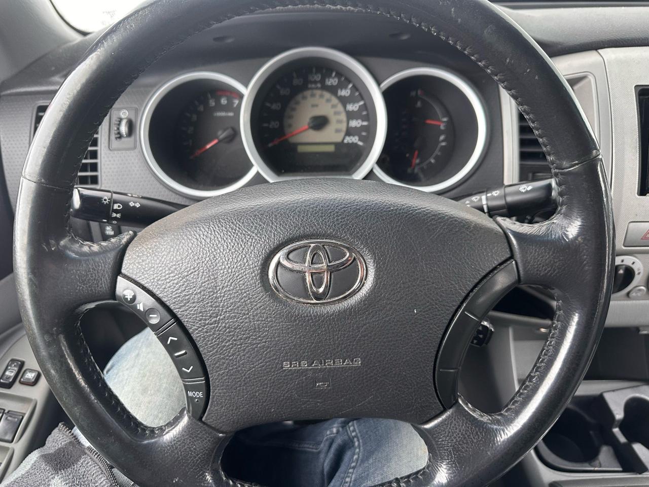 2010 Toyota Tacoma  Photo