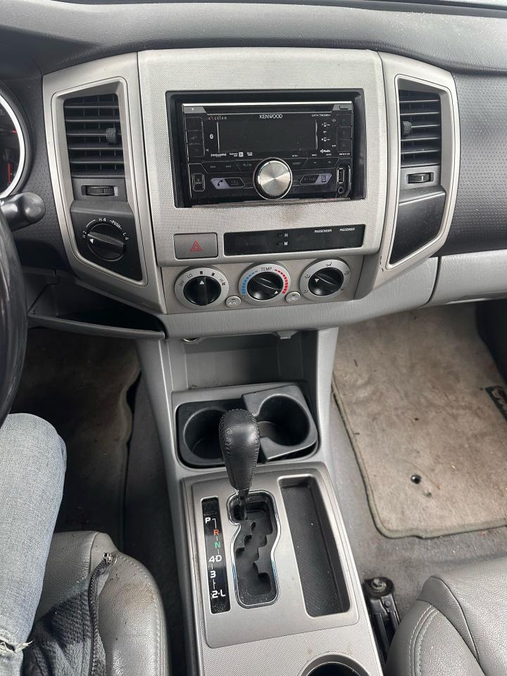 2010 Toyota Tacoma  Photo