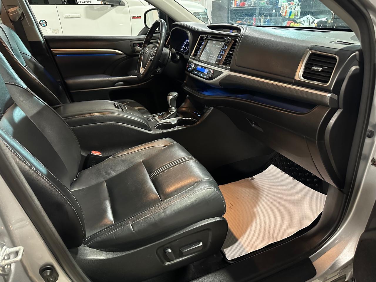 2017 Toyota Highlander XLE Photo