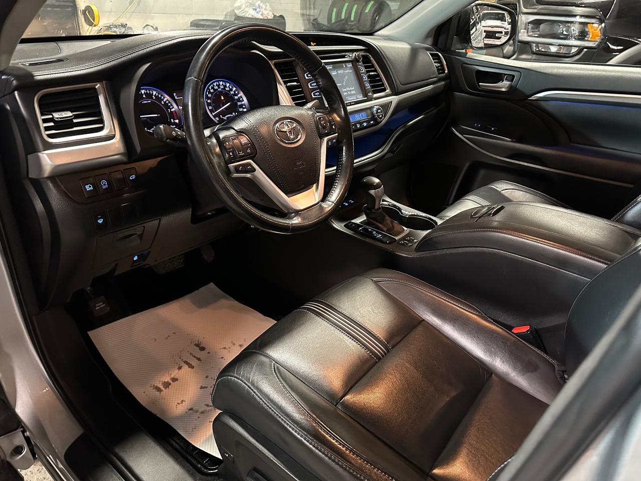 2017 Toyota Highlander XLE Photo