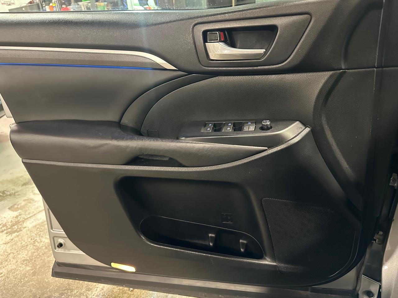 2017 Toyota Highlander XLE Photo