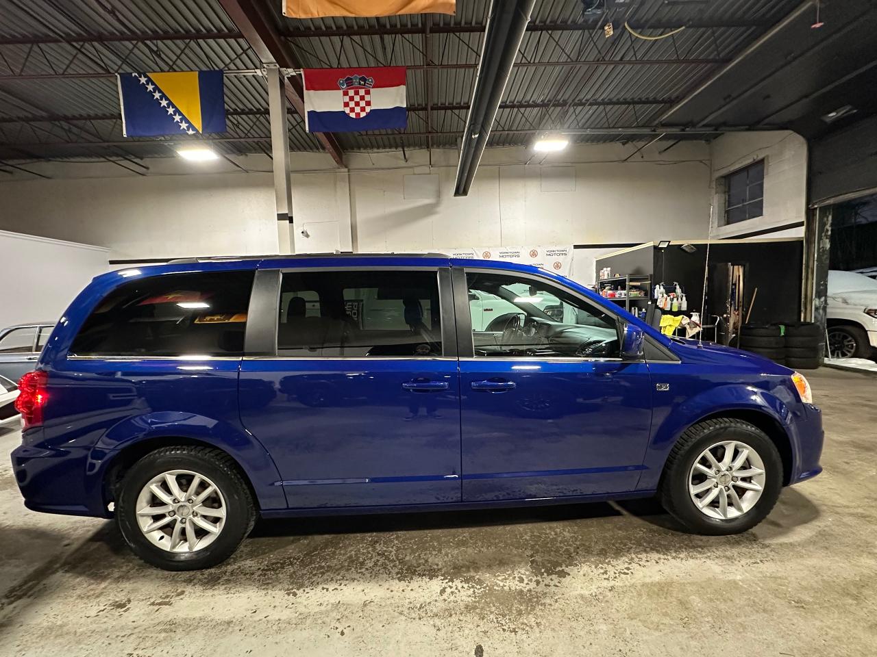 2019 Dodge Grand Caravan 35th Anniversary Photo