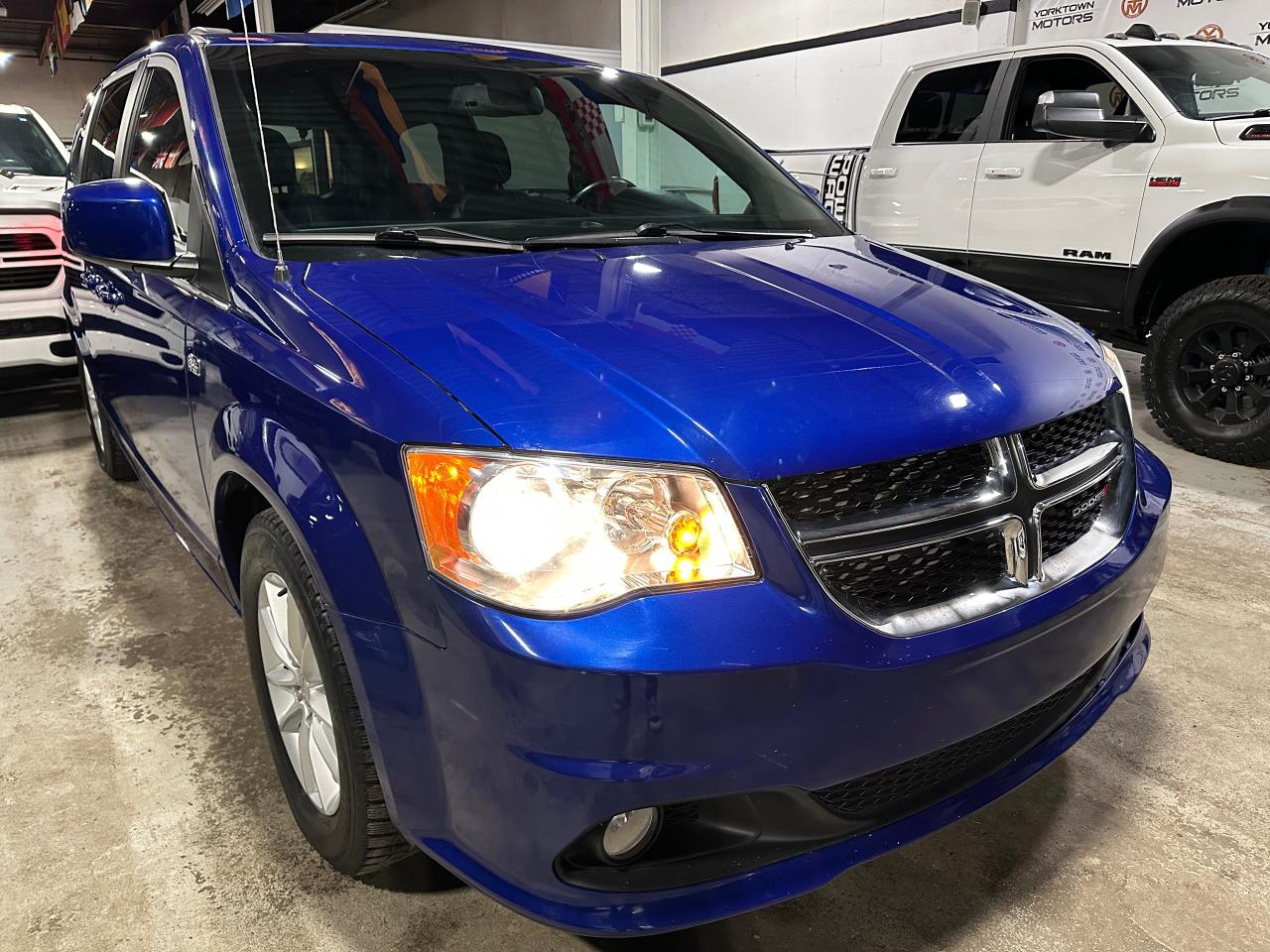 2019 Dodge Grand Caravan 35th Anniversary Photo