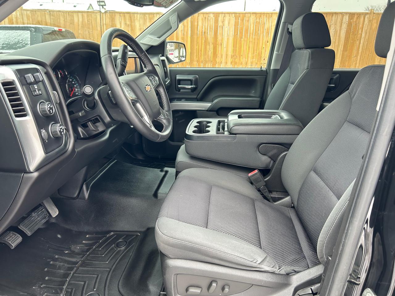 2016 Chevrolet Silverado 1500 LT Photo