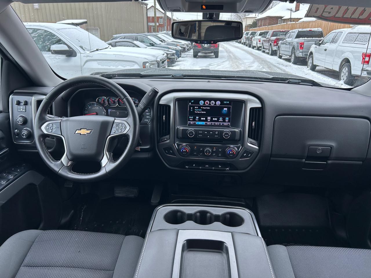 2016 Chevrolet Silverado 1500 LT Photo