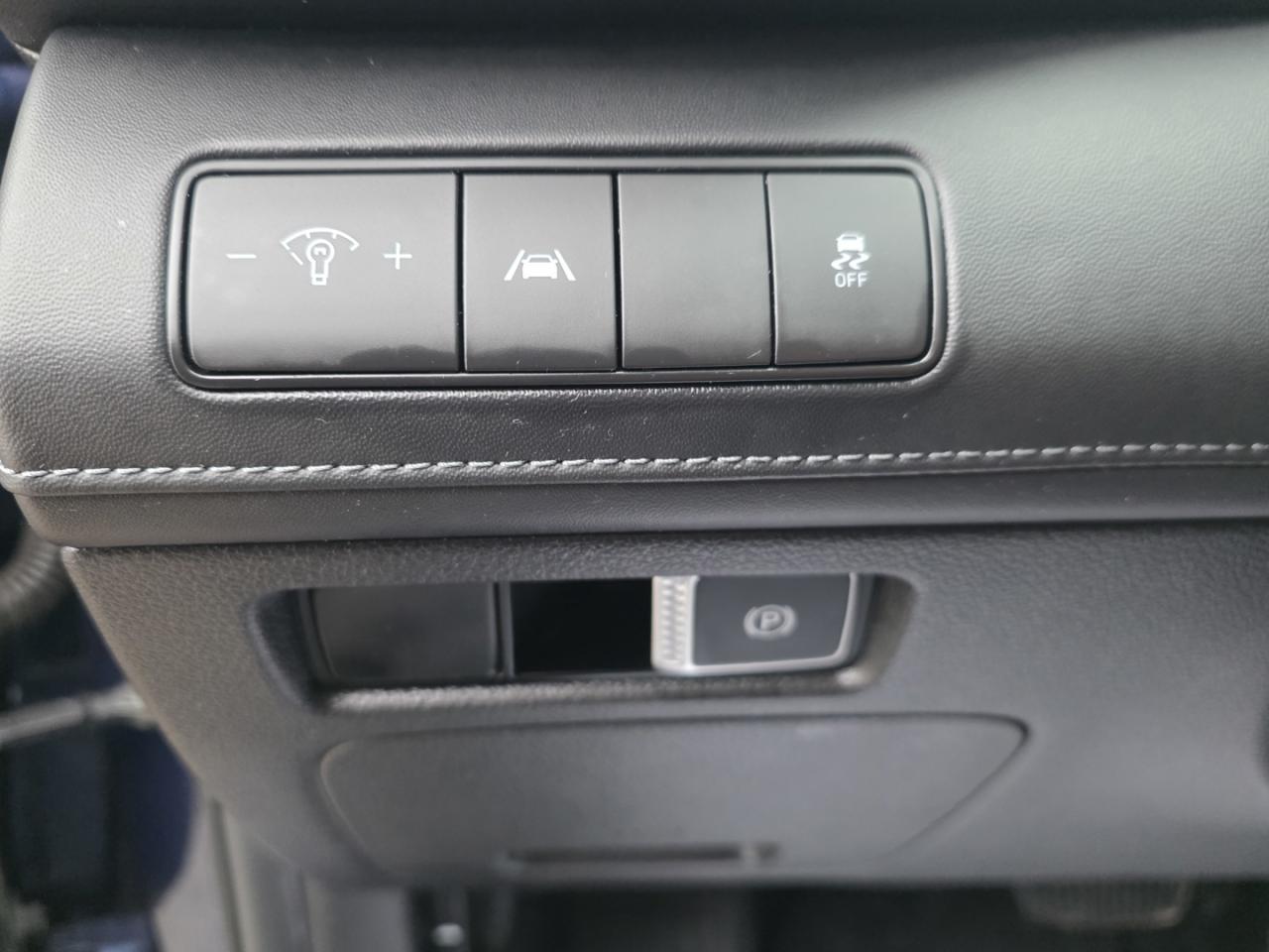 2023 Hyundai Santa Fe Preferred w/Trend Package Photo