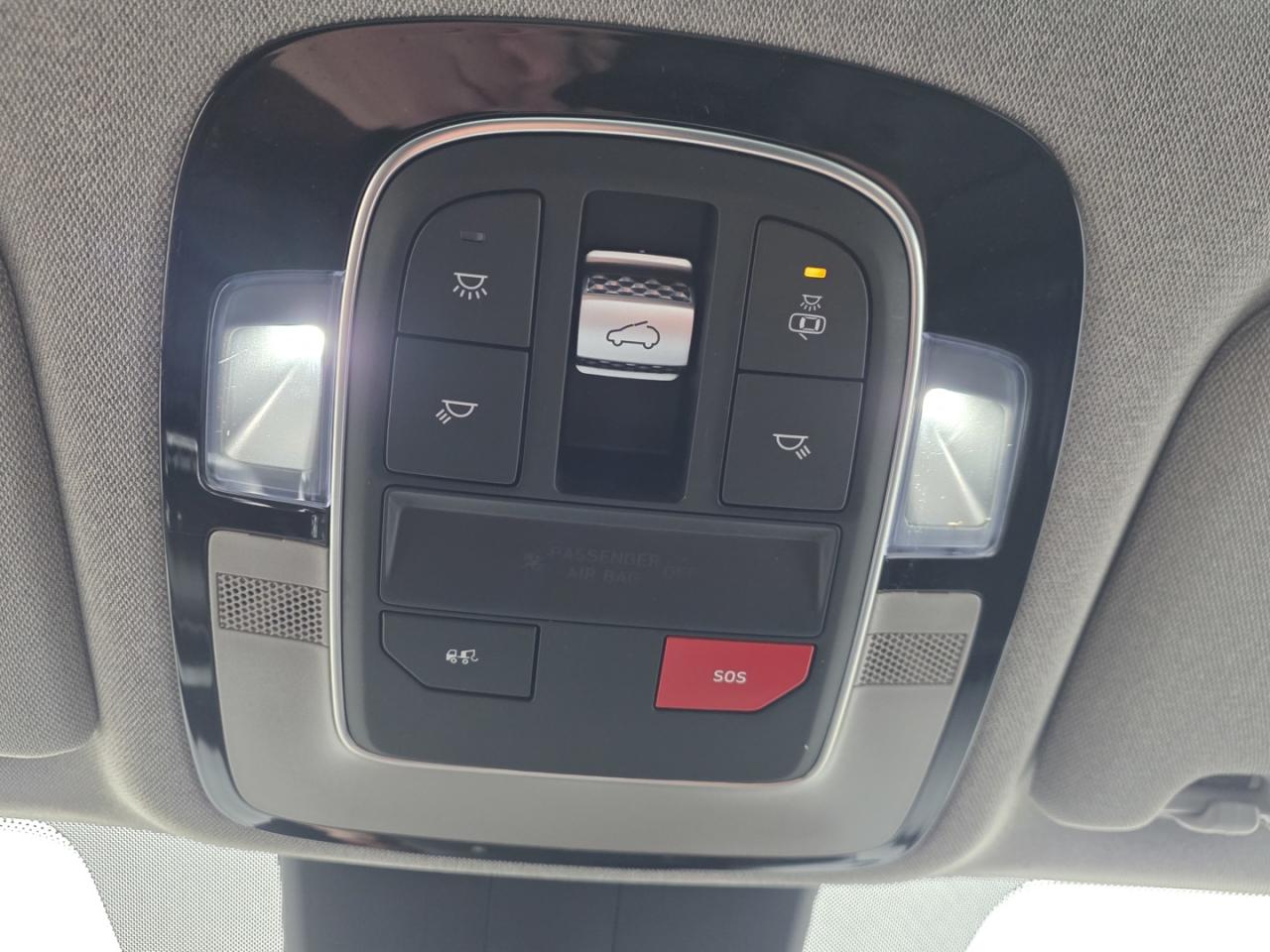 2023 Hyundai Santa Fe Preferred w/Trend Package Photo