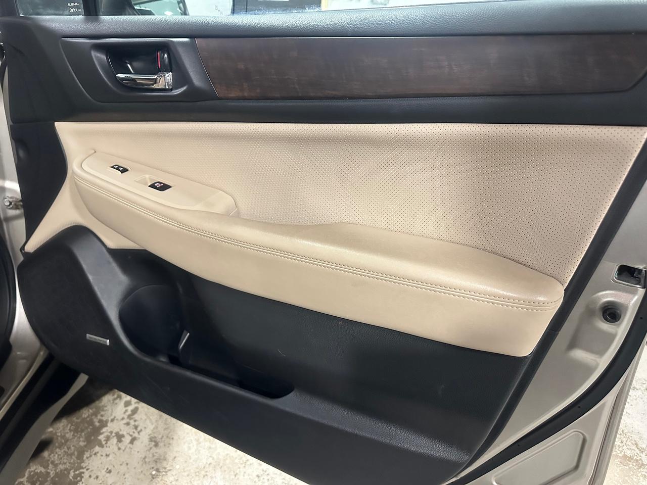 2016 Subaru Outback 3.6R w/Limited & Tech Pkg Photo